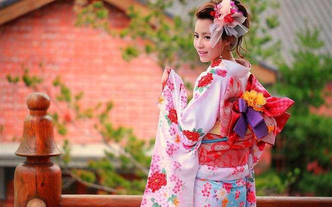 趣味成人衣女和服视频,趣味成人和服视频带你领略传统服饰魅力