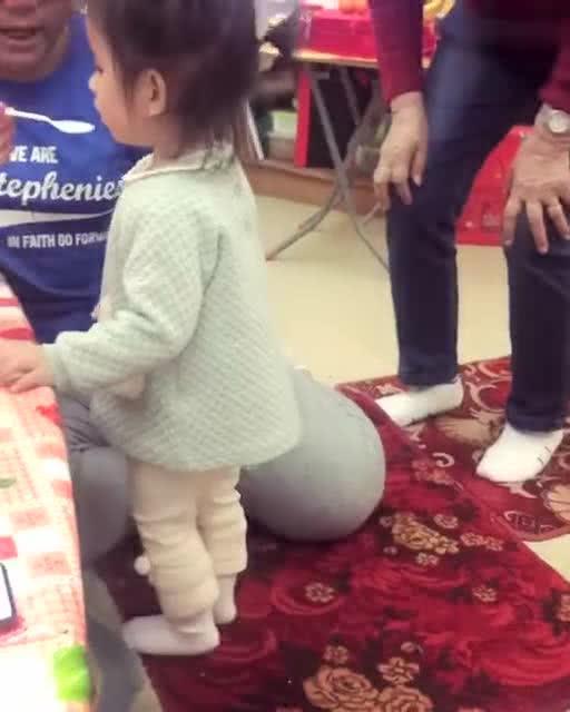 成人女孩跳舞可爱视频