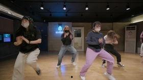 成人剧目街舞视频,揭秘成人街舞剧目的魅力与技巧