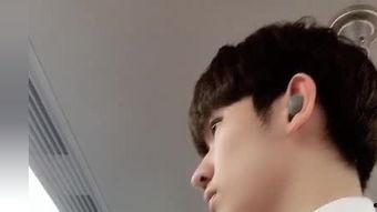 帅哥小便视频成人,帅哥小便视频背后的成人世界